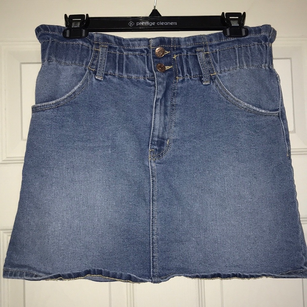 Paper bag style denim skirt